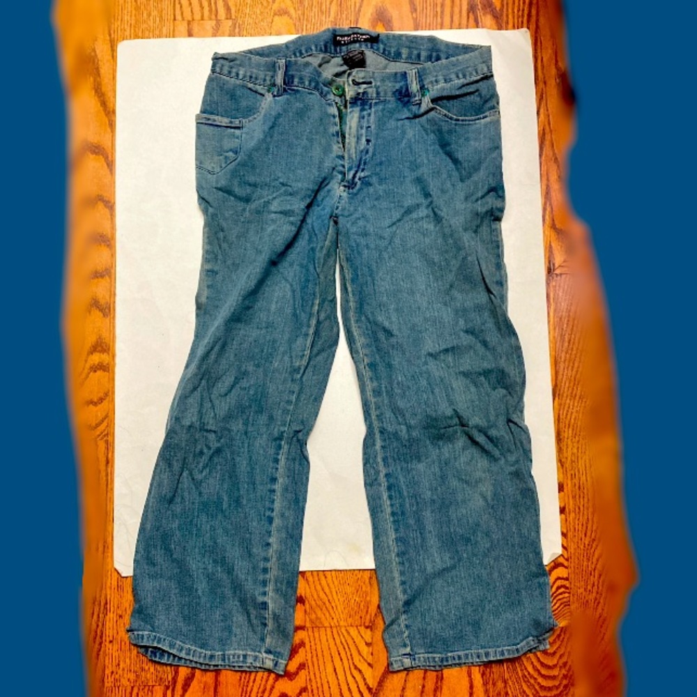 Denim capri pants or shorts stretch medium